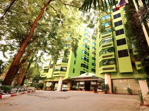 Front of property - NIDA Rooms Huamark Luxury Place at The Seasons Bangkok Huamark (Bangkok)