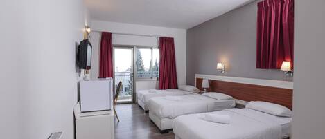 Superior Room, Balcony, City View | Desk, free WiFi, bed sheets