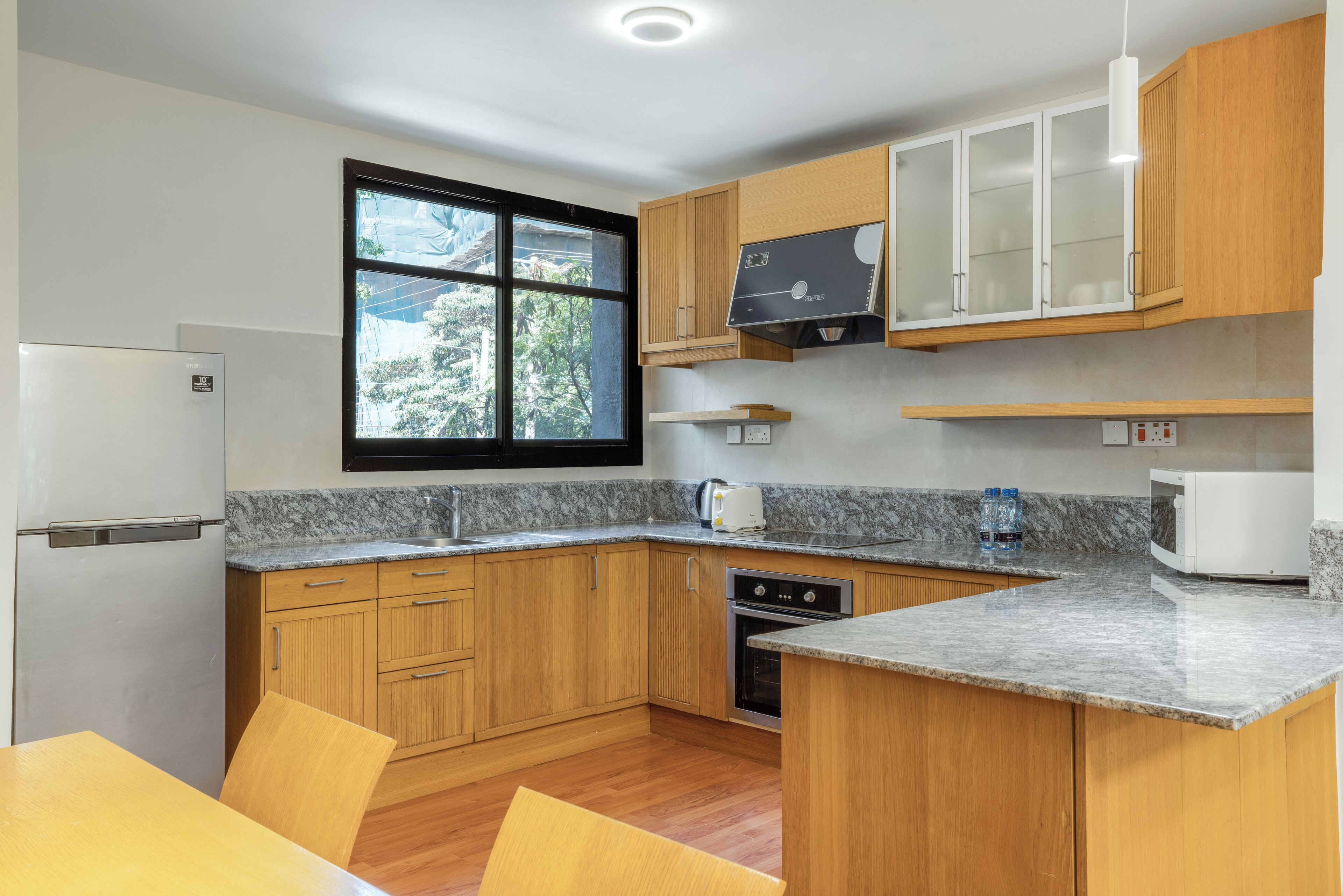 Suite Keluarga, 2 kamar tidur | Dapur pribadi | Lemari es dan mesin pembuat kopi/teh