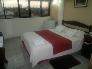 Double Room, 1 Katil Kelamin (Double) | Bar mini, Wi-fi percuma