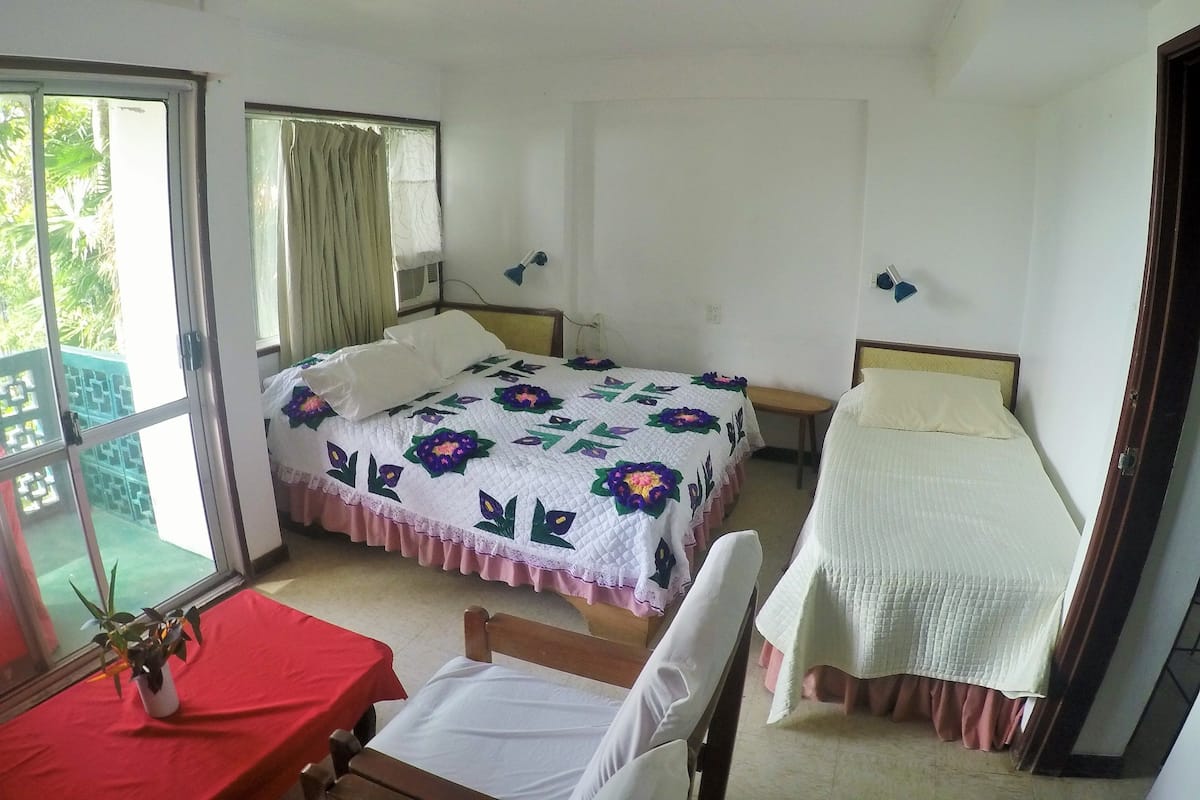 Chambre Quadruple Économique, 1 chambre, coin cuisine, vue mer | Coin séjour