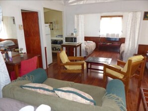  Superior Bungalow, Multiple Beds, Kitchenette, Garden View (Self-Catering) | In-room safe, bed sheets - The Friendly Islander (Nuku'alofa)