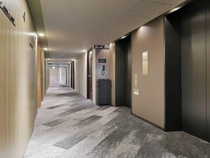 Hallway - Keio Presso Inn Akasaka (Tokyo)