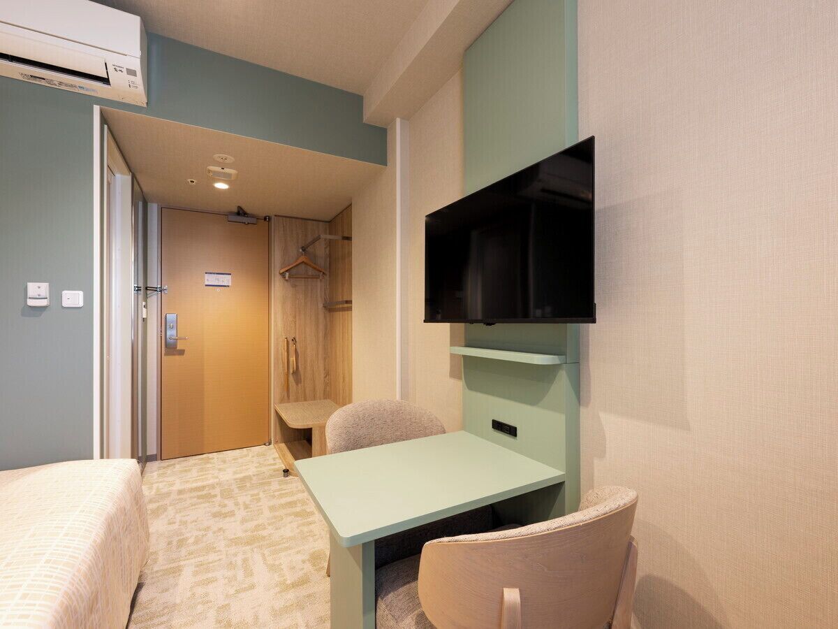 [renovated] twin room non-smoking (room size 16 sqm, bed width 120 cm) | desk, free wifi, bed sheets