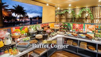 Free daily buffet breakfast