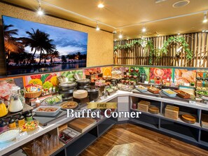 Petit déjeuner buffet compris tous les jours