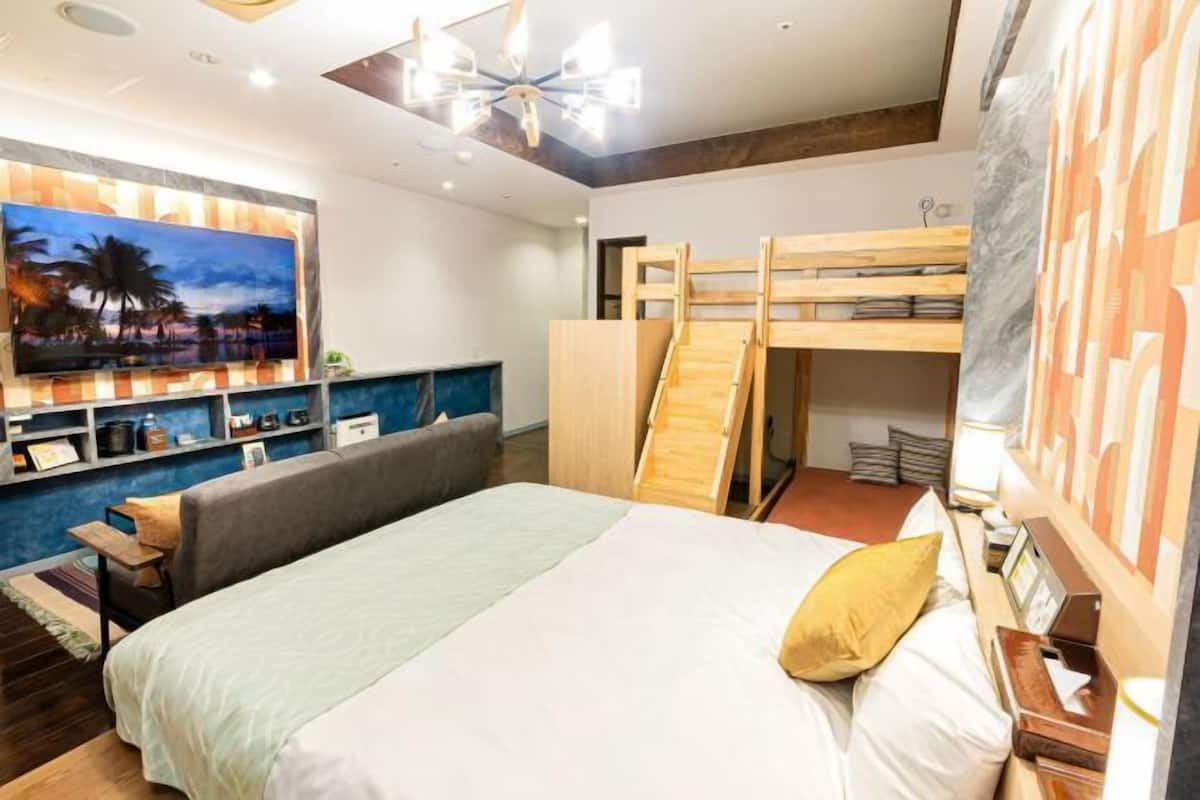 1 bedroom, individually decorated, individually furnished, soundproofing