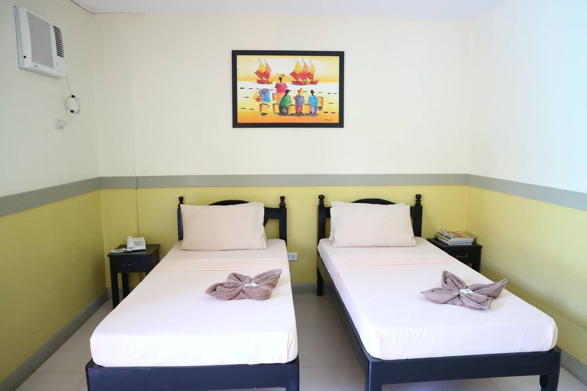 In-room safe, desk, blackout curtains, free WiFi
