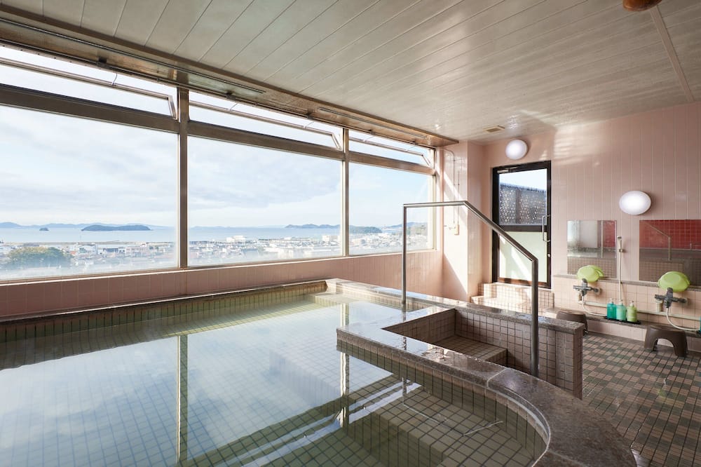 Gamagori Hotel
