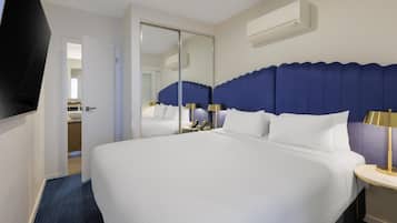 1 bedroom, premium bedding, pillow-top beds, minibar