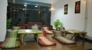 Kawasan tempat duduk lobi