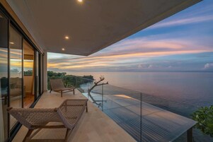 Namaskar Villa - Five-bedroom Villa With Private Pool And Sea View | Zona de estar