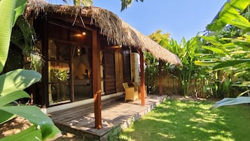 Classic Lodge | Terrace/patio