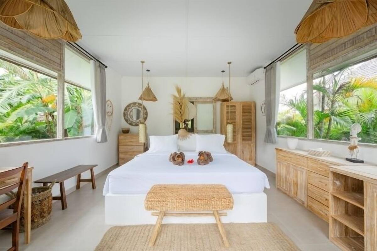Pool View Lodge | 1 bedroom, minibar, in-room safe, individually decorated