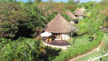Bungalow Deluxe
