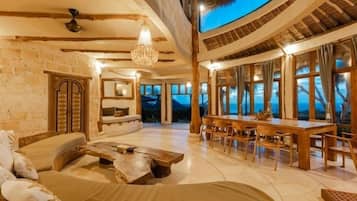 Three-Bedroom Villa with Private Pool and Sea View | Living area