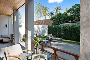 华丽客房 (AVANI) | 高档床上用品、迷你吧、客房内保险箱、办公桌