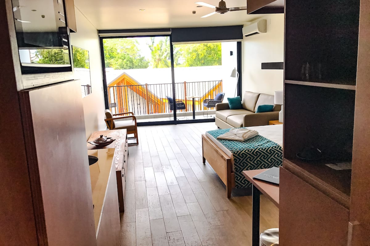 suite, long stay | egyptian cotton sheets, hypo-allergenic bedding, down duvets