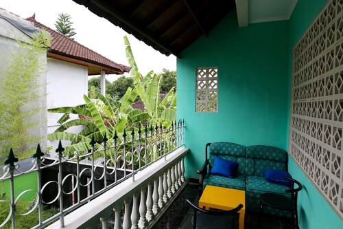 Morotai Camp Hostel -Adult Only