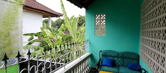 Morotai Camp Hostel -Adult Only
