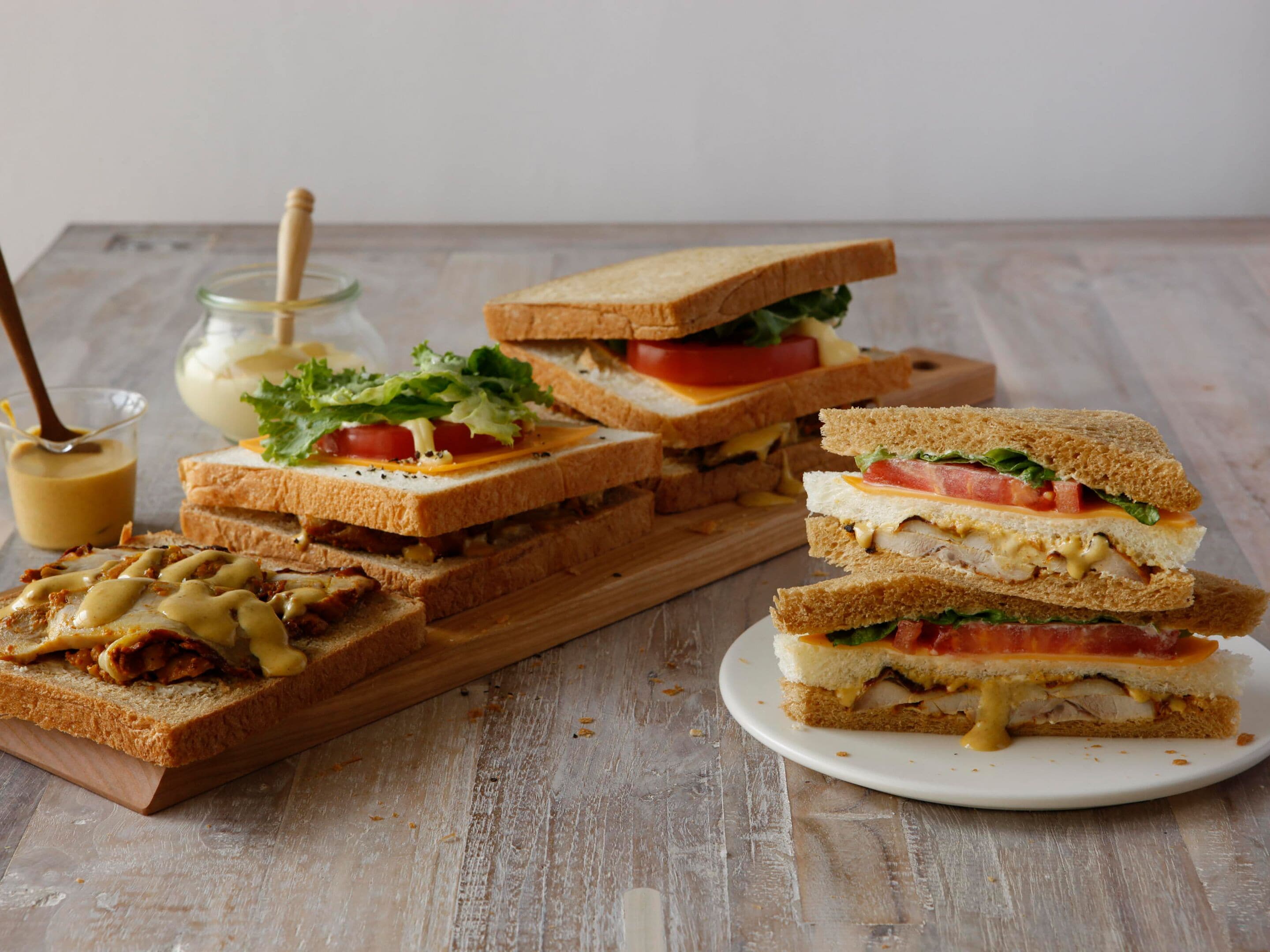 daily cooked-to-order breakfast (jpy 1000 per person)