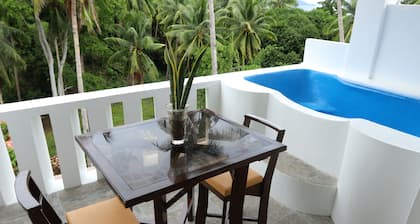 Guindulman Bay Tourist Inn