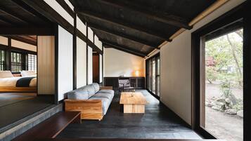 Ohya-tei Townhouse (No Outdoor Mineral Hot Springs) | In-room safe, individually decorated, individually furnished, free WiFi