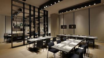 Café da manhã com buffet todos os dias (KRW 28000.00 por pessoa)