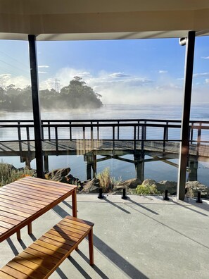 Luxury Studio | Terrace/patio - Waterfront Apartments (Miandetta)