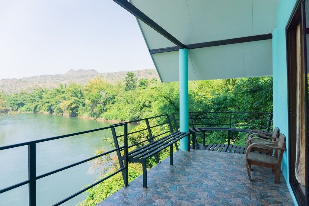 Chomwaree | วิวระเบียง