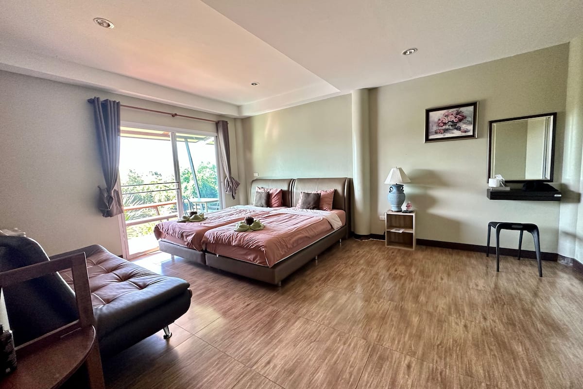 Chomtara | 1 chambre, Wi-Fi gratuit, draps fournis