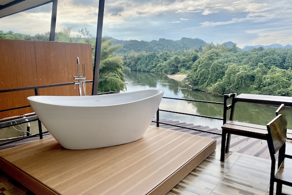 Deluxe Room, 1 King Bed, Non Smoking, River View | Balcony view