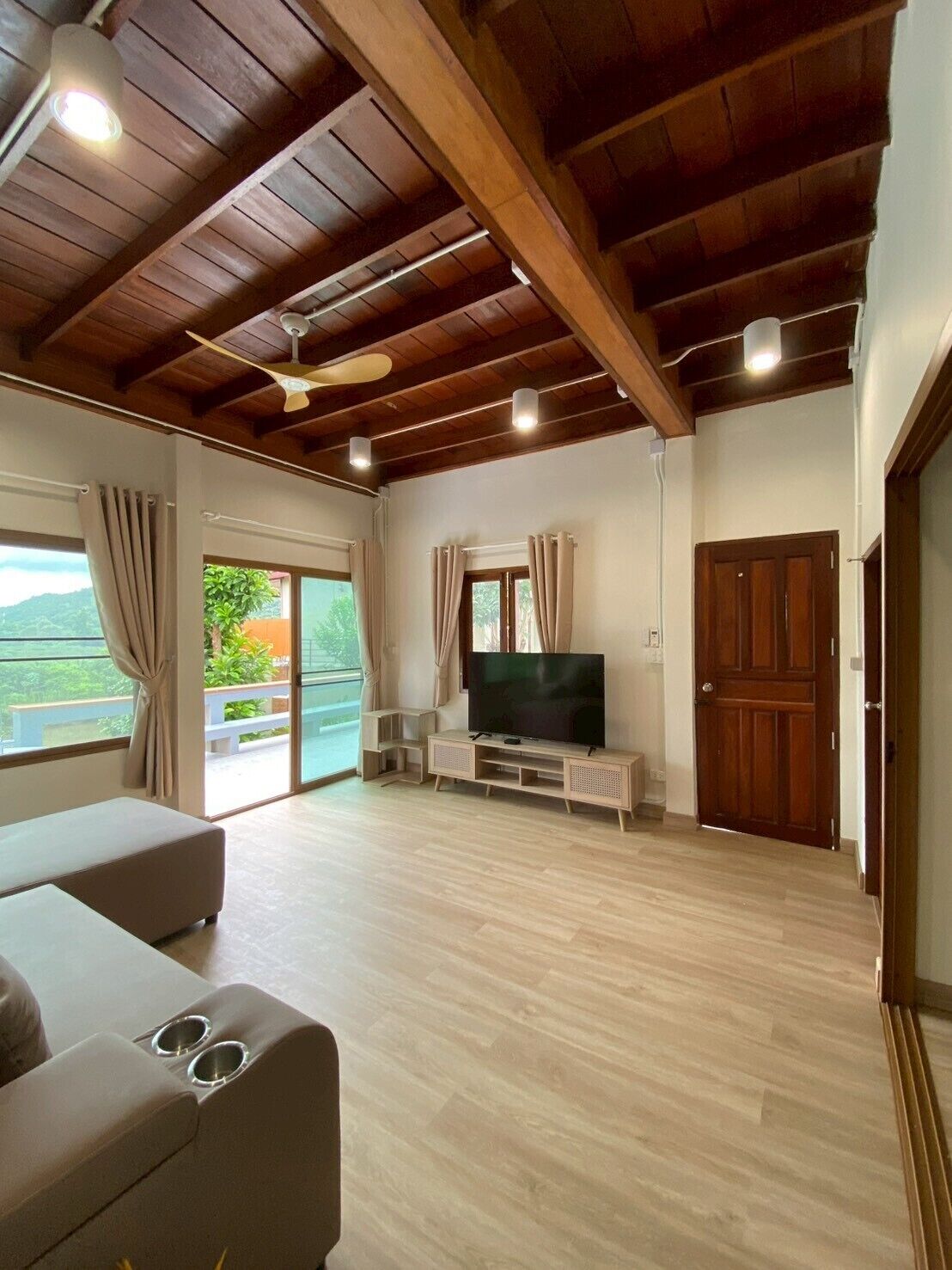 Family House, 2 Bedrooms, River View | Living area | 32-inch LED TV with cable channels, TV