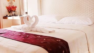 Free WiFi, bed sheets