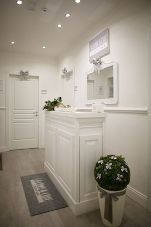 Reception - Charme & Chic Prestige (Rome)