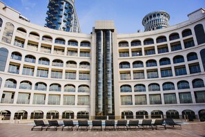 Terrace/patio - Colosseum Marina Hotel (Batumi)