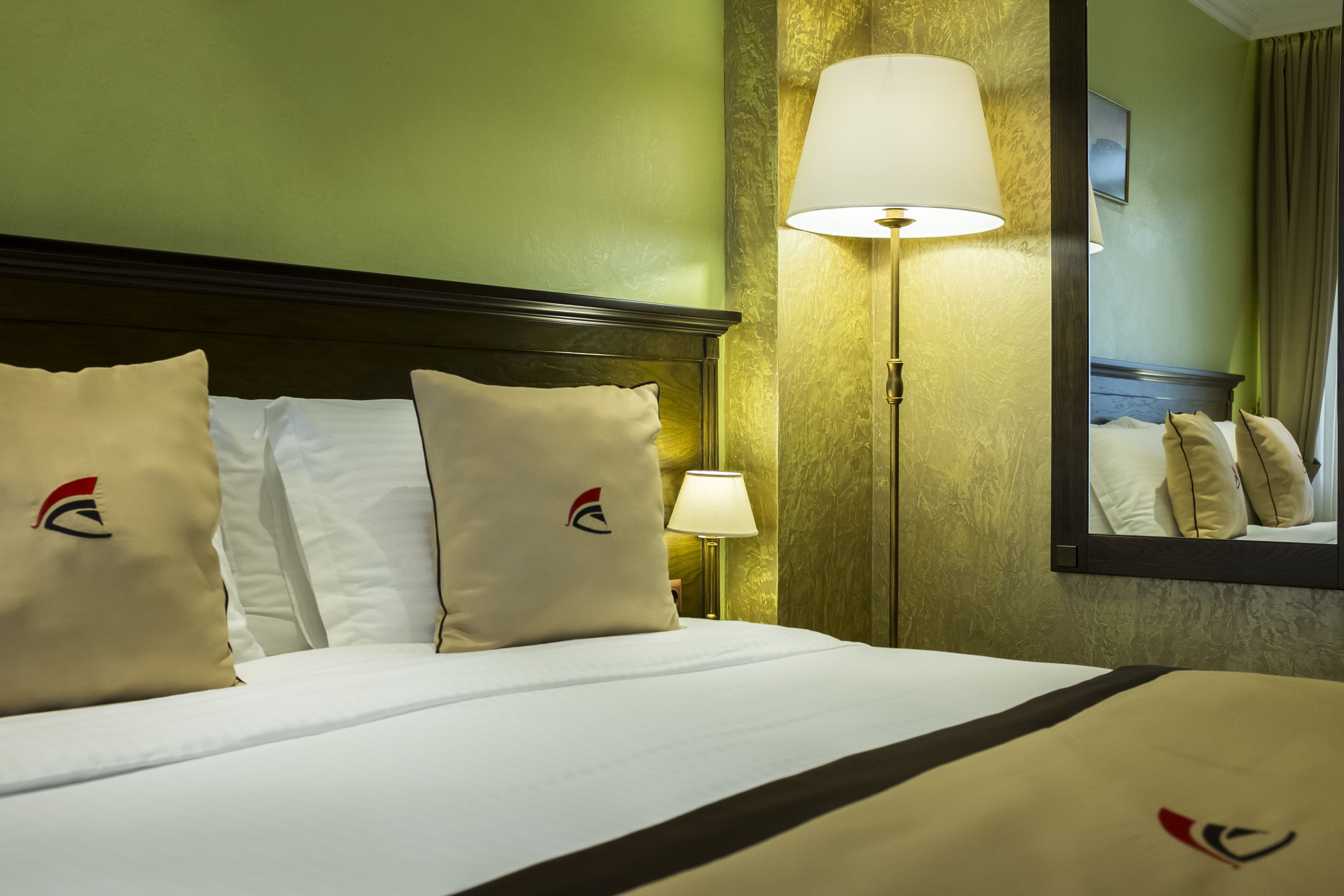 standard double room | minibar, in-room safe, desk, soundproofing