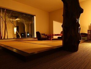 Bar lounge
