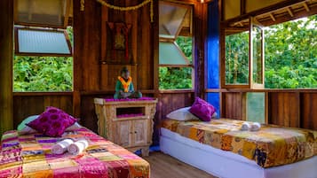Body treatments, massage/treatment rooms