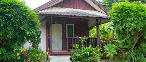 Bungalow Fan Room | Balcone