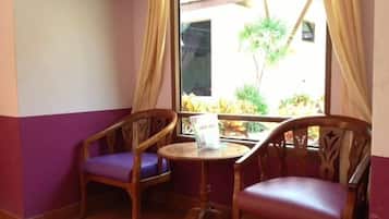 Standard Room | Desk, free WiFi