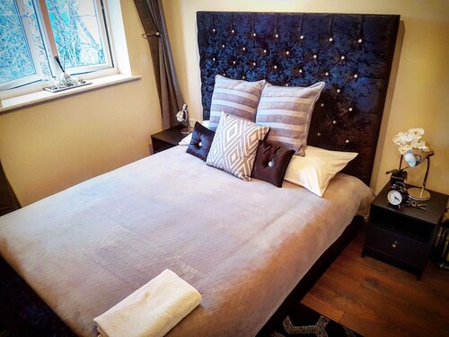 Luxury Two Bedroom Apartments