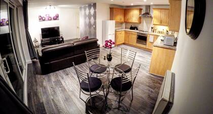 Luxury Two Bedroom Apartments