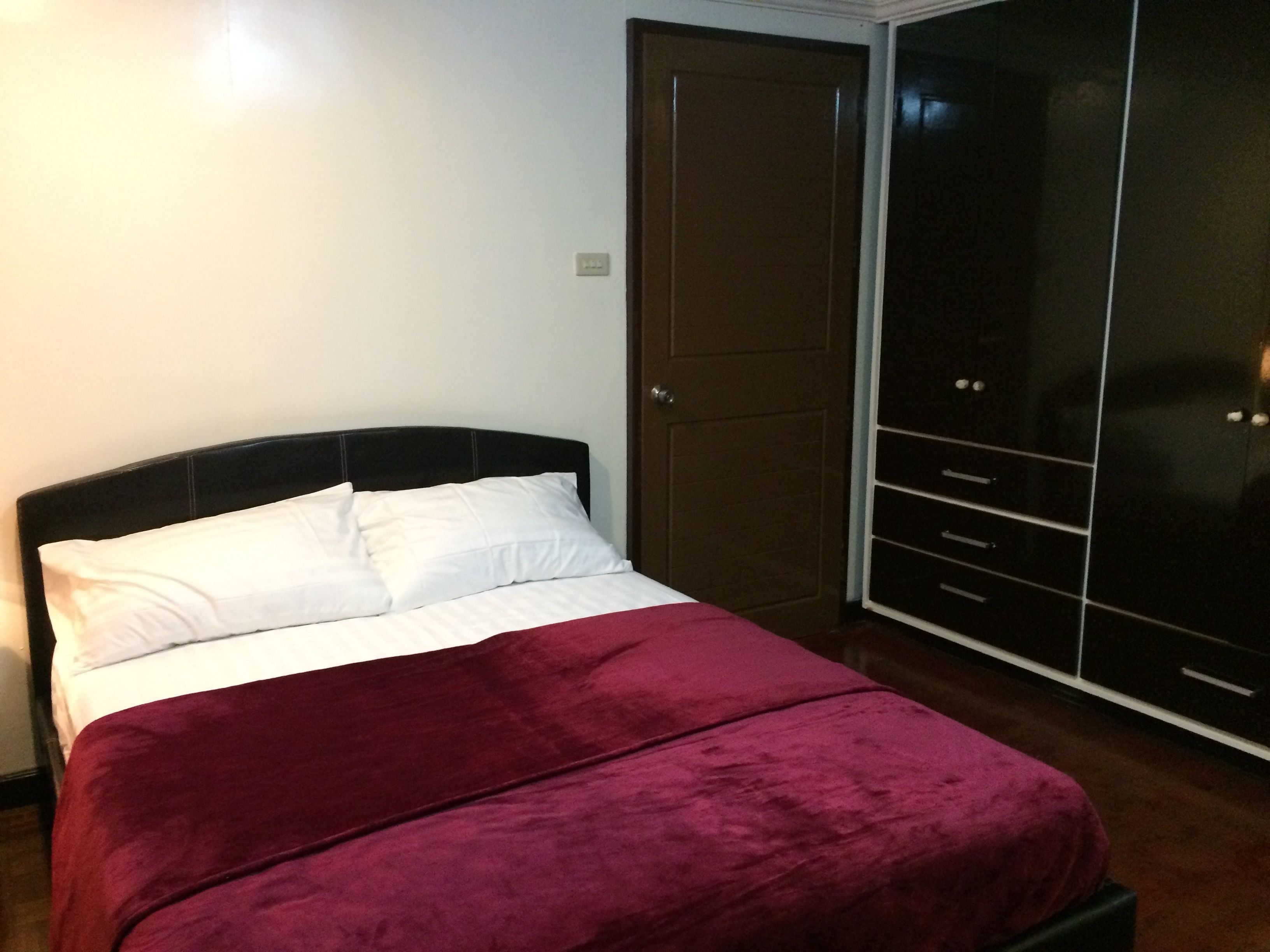 deluxe room, private bathroom, bay view | desk, free rollaway beds, free wifi