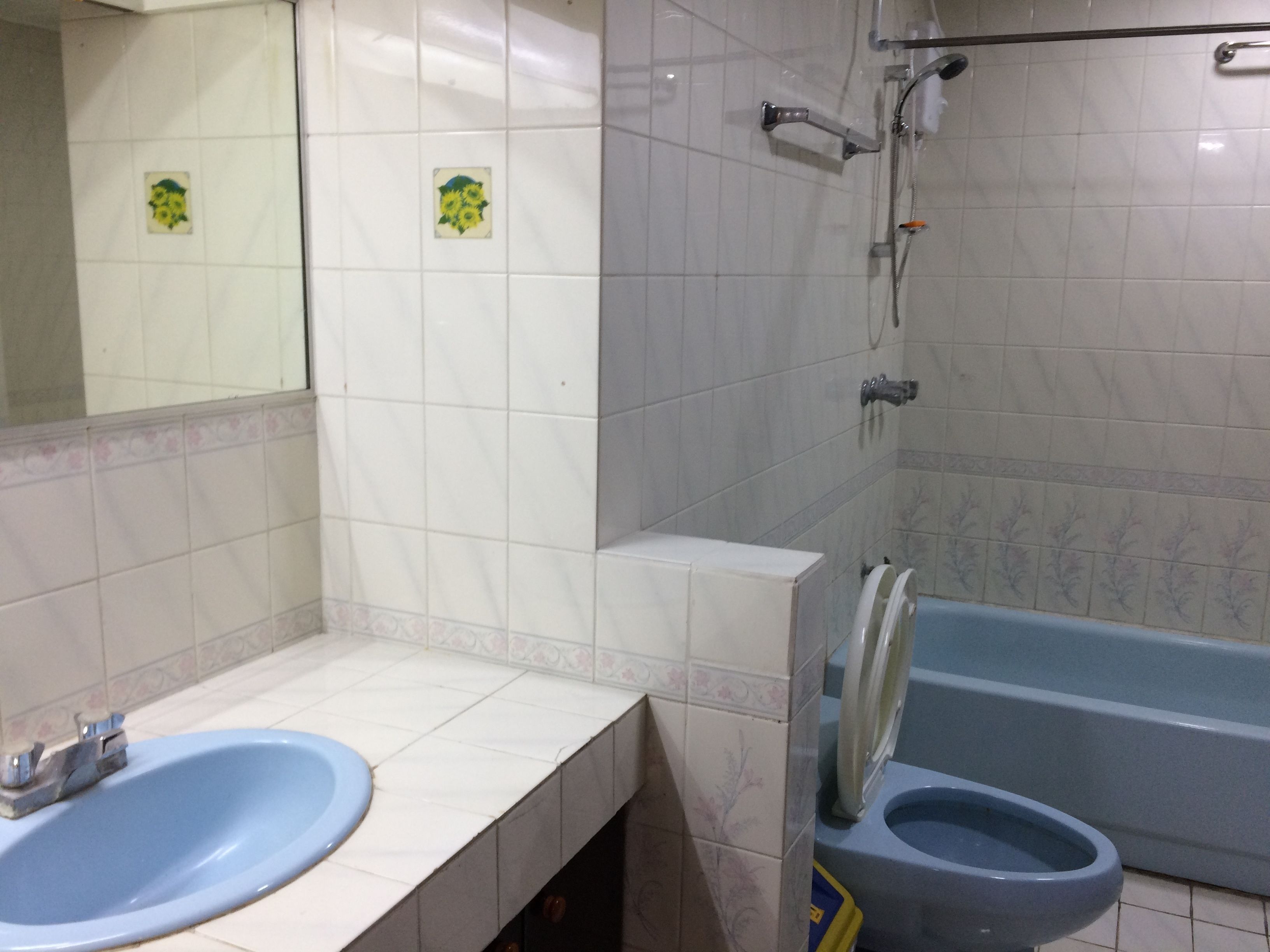 family condo, 3 bedrooms | bathroom | shower, free toiletries, slippers, towels