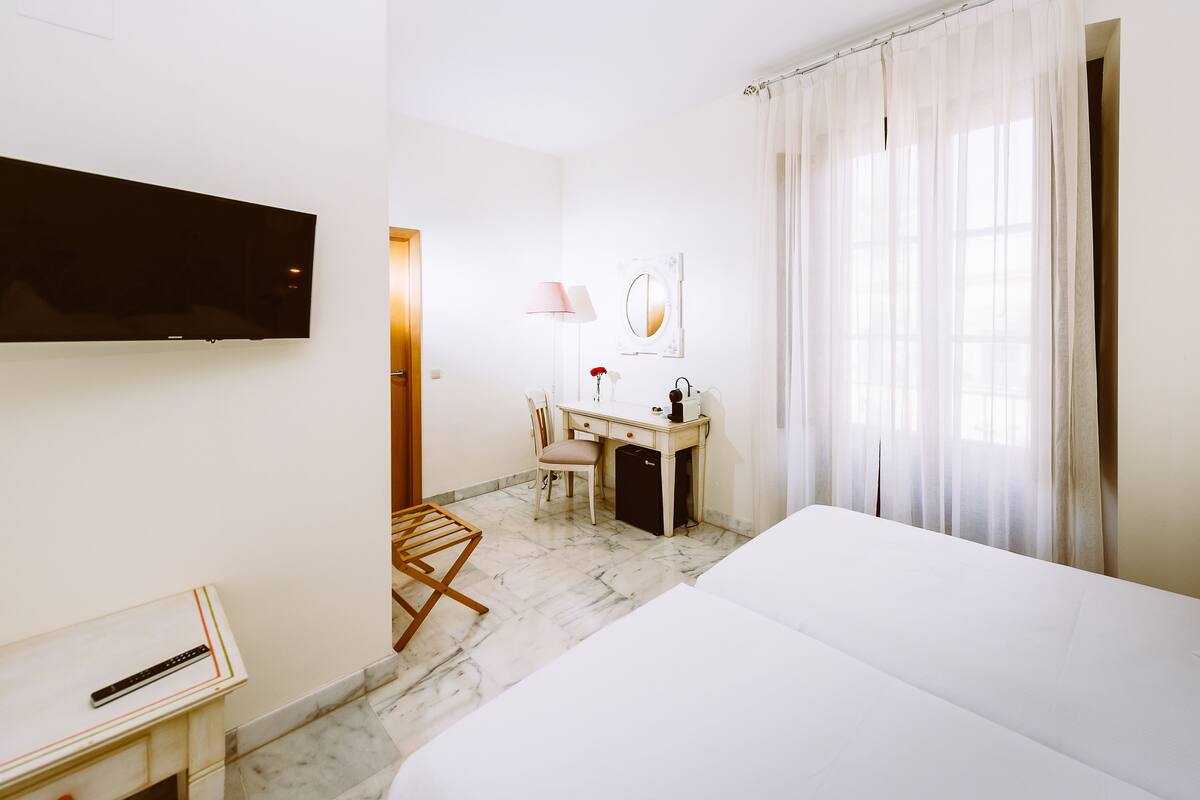 Twin Room, Balcony, City View | Premium bedding, in-room safe, desk, iron/ironing board (on request)