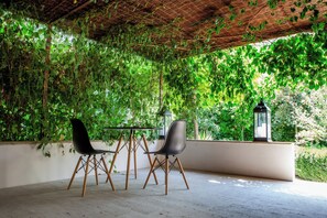 Luxury Cottage | Terrace/patio - Cross Resort Yerevan (Yerevan)