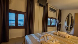Villa, 3 Bedrooms, Sea View | In-room safe, iron/ironing board, cribs (free)