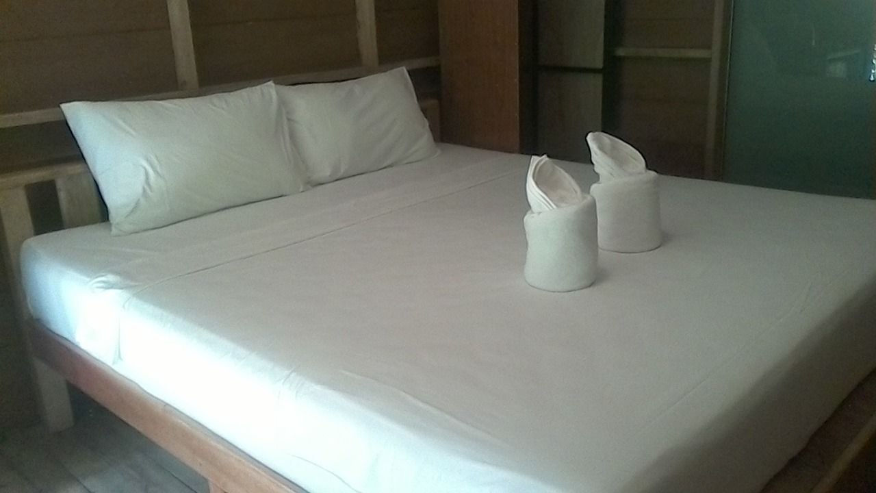 big bungalow with fan | minibar, rollaway beds, free wifi