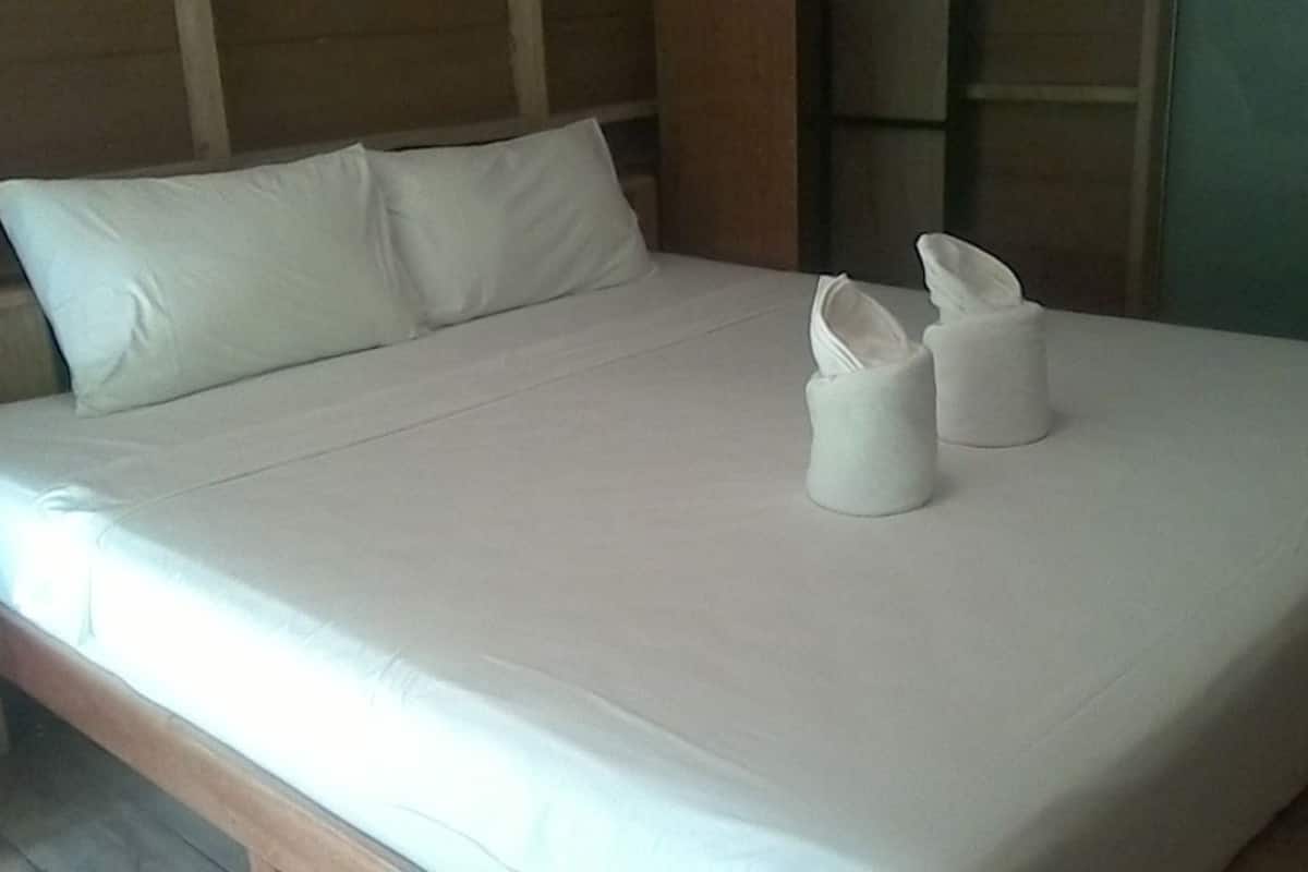 big bungalow with fan | minibar, rollaway beds, free wifi